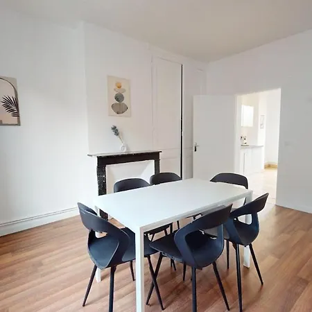 Comfortable Rue Gustave Brindeau *